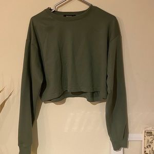 Green crop top